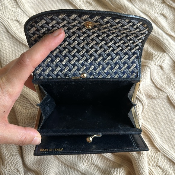 Vintage Italian leather wallet - Picture 7 of 14